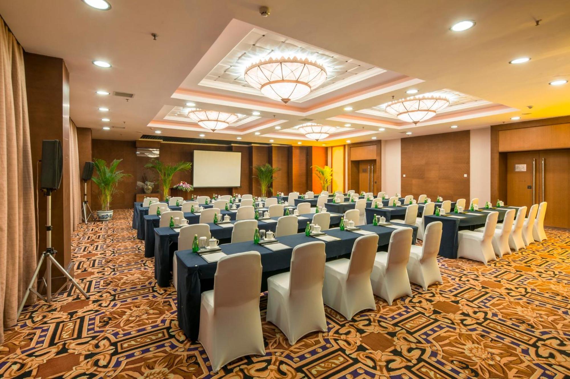 Holiday Inn Chengdu Century City-Easttower Dış mekan fotoğraf